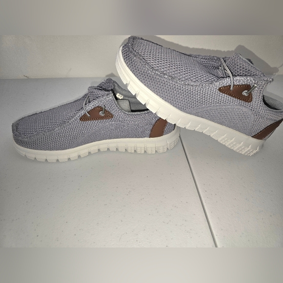 Womens Casual Gray and Brown Shoes 8.5 - Picture 3 of 6